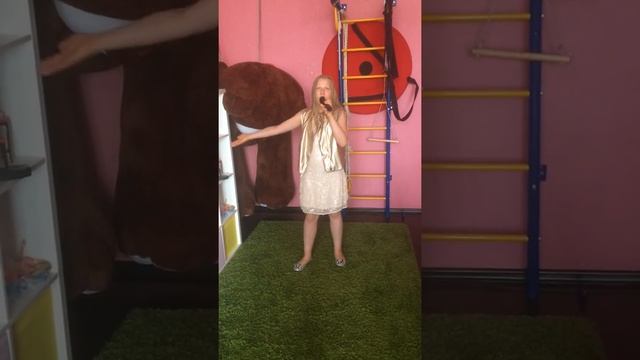 МАША ЕРМОЛАЕВА