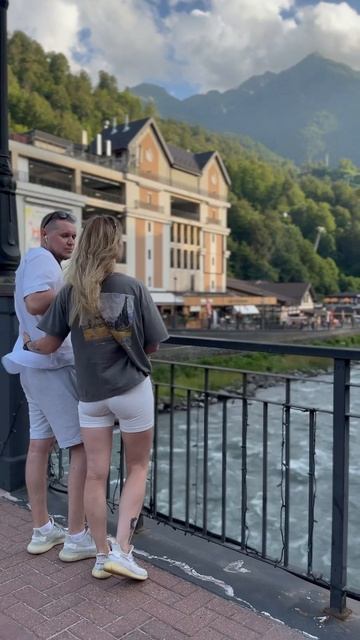 Позови меня с собой ❤️ #сочи #горы #travel #краснаяполяна #отдых смотреть онлайн