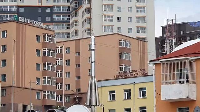 Mongolia, Ulaanbaatar, Astropark(Space museum). Улаанбаатар, Сансар, од эрхэсийн ордон. смотреть онлайн