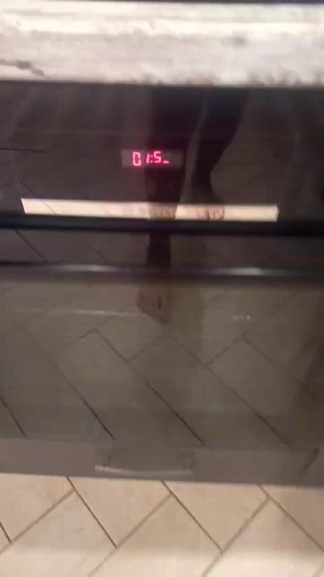 Что делать если вы ударили молотком по ногтю! смотреть онлайн