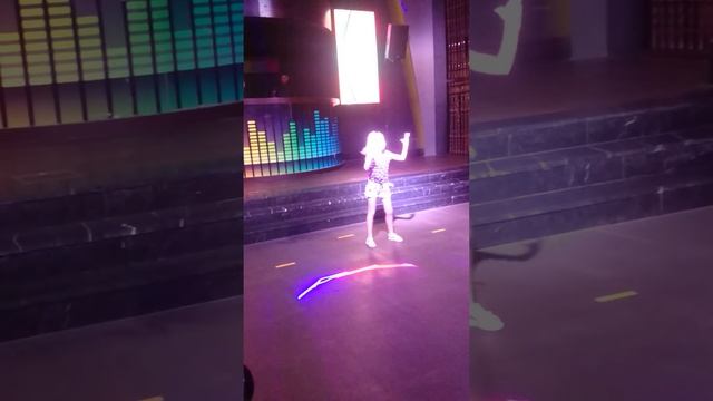 давайте танцевать смотреть онлайн