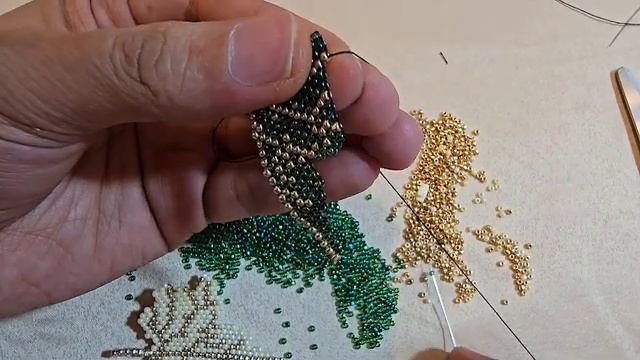 Кулон Листик смотреть онлайн