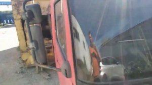 MERCEDES Atego 812. Манипулятор. Замена кабины. Новая кабина посвежее и с другой панелью.