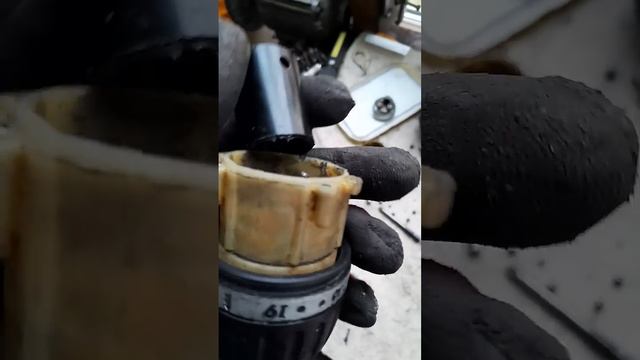 Як відкрутити патрон шуруповерта #рек #ремонт #шурупов смотреть онлайн