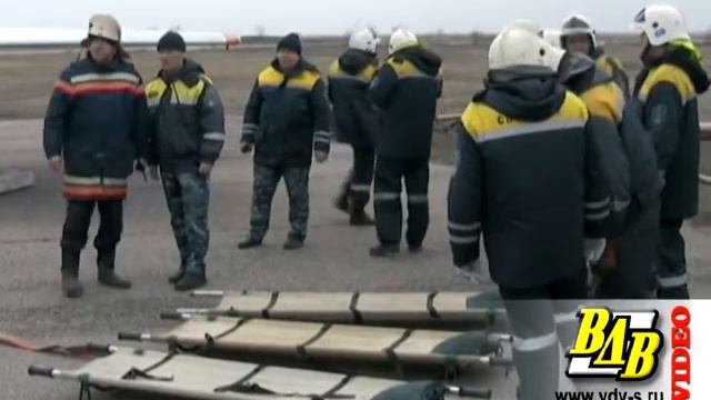 В волгоградском аэропорту посадили горящий самолет смотреть онлайн