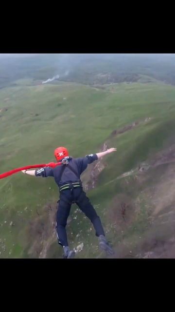 #роупджампинг #прыжкисверевкой #экстрим #активныйотдых #горы #эмоции #страх #психология #gopro #неб