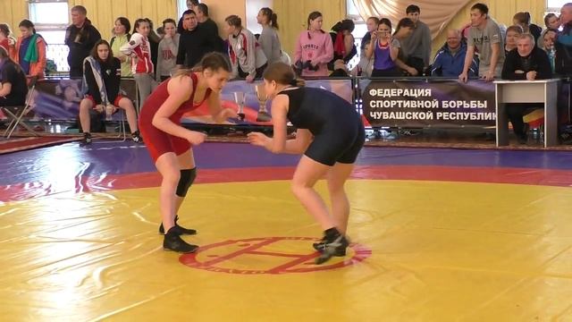 Первенство ПФО по вольной борьбе среди девушек 1999 -2000г.р. Чувашия, 17.03.2016. смотреть онлайн