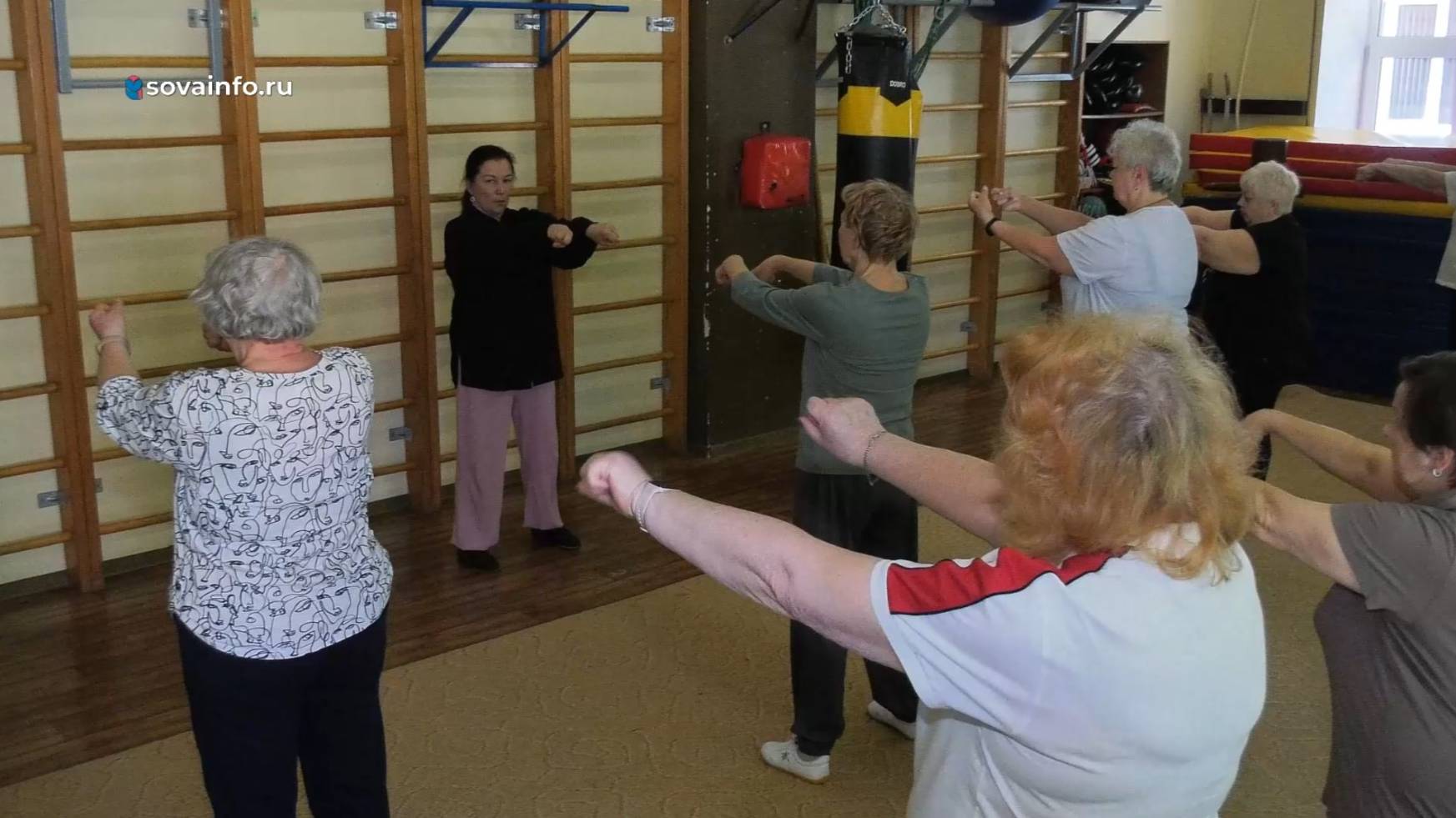 Бесплатные занятия по адаптивной физкультуре для пенсионеров в Самаре смотреть онлайн