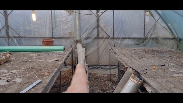Обзор и обкатка новой сеялки. Сеем редис в теплицу. смотреть онлайн
