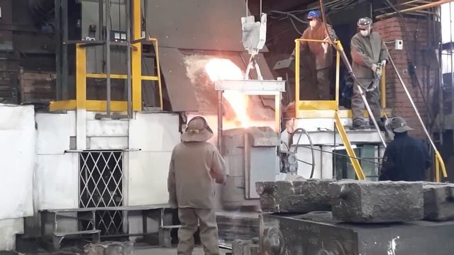 В Елабуге открылась автоматизированная формовочная линия/демонстрация заливки горячего металла смотреть онлайн