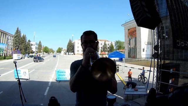 Хуёг 002 |Кишиневский Цирк | Молдавские Горы | Помидоры смотреть онлайн