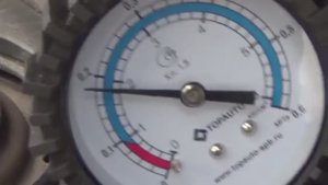 Давление масла на холостых гранта масло 10w 40 полусинтетика