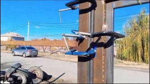 Сварил калитку в рамке и приварил её на петли капли  и ?