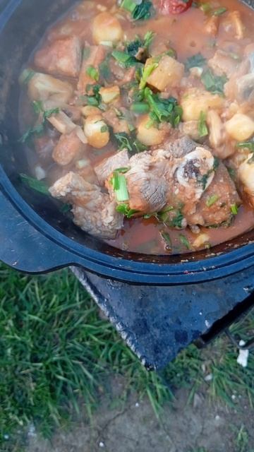 Среда день тяжёлый, готовлю на казане. смотреть онлайн