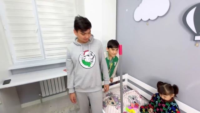 ПРЫЖОК ЧЕЛЛЕНДЖ😂 КОПЖАСАРОВЫ🍡🍢🥧🍭🍫🍿🎂🧃🥤🧋 смотреть онлайн