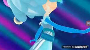 Перевоплощение Снежки в волшебницу.