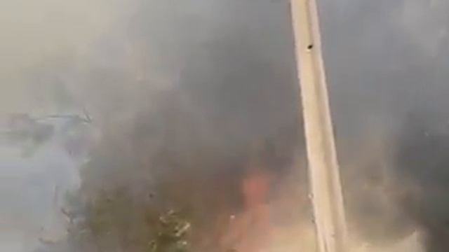 Пожар в Балаково 8. 07. 15. Горят сараи. смотреть онлайн