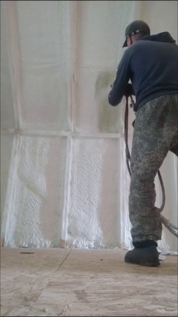 Утепление каркасного дома #утеплениедома #ппу #теплои? смотреть онлайн