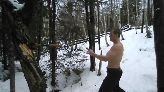 БОЙ С ТОПОРОМ