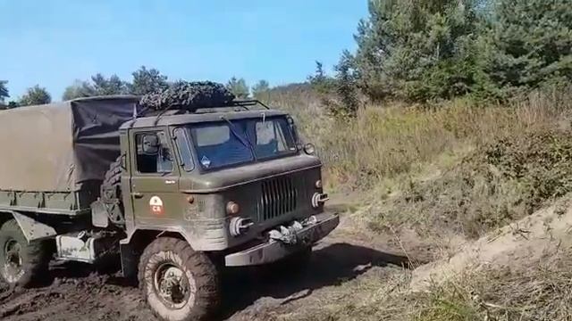 ГАЗ 66 шишига рулит