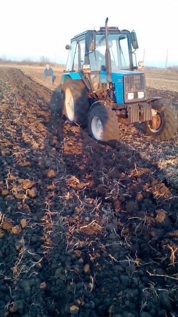 Плуг СНВ П-340 полевые испытания смотреть онлайн