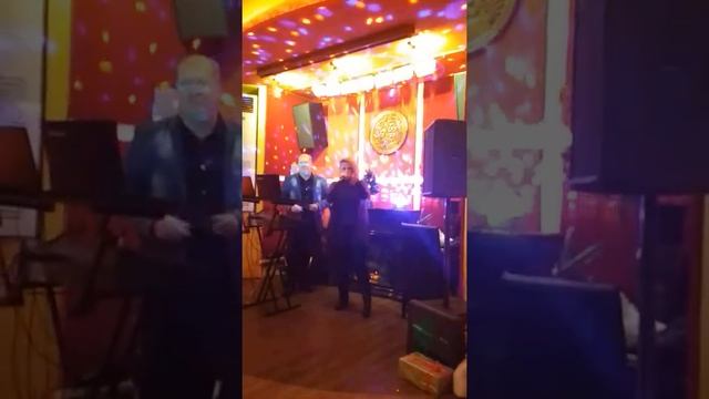 Владимир и Татьяна Кругляковы - The Show Must Go On