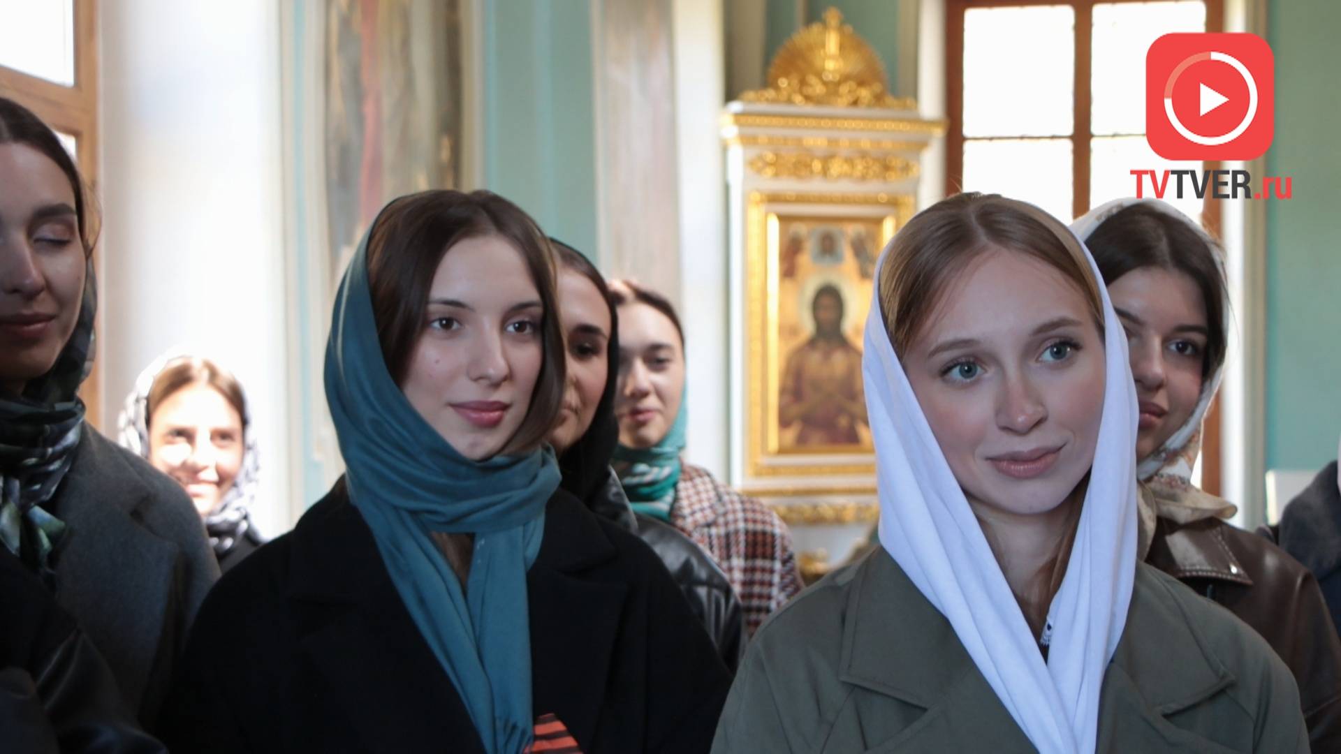 Участницы «Мисс Тверь - 2025» совершили путешествие по сакральным местам малых городов на Волге смотреть онлайн