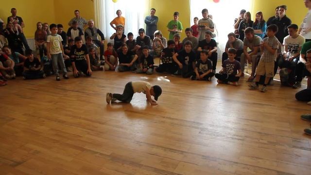 2013.05.24 NOVATOR JAM part4, студия брейк-данса "Sense of life" смотреть онлайн