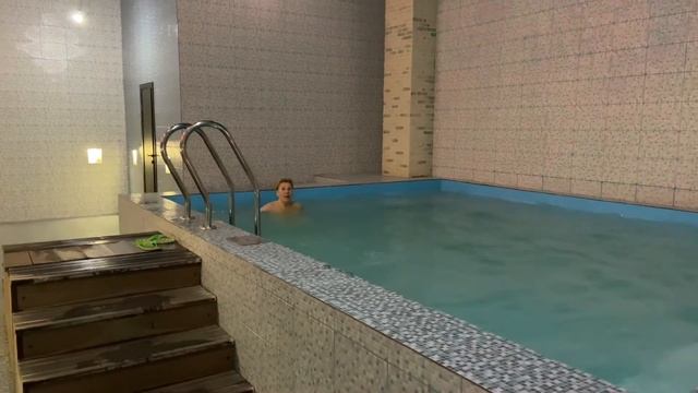 Екатерина в фитнесе Лето -джакузи #