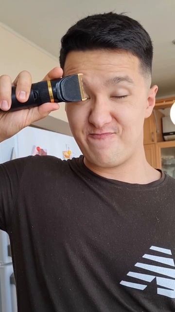 Как брить брови #shorts