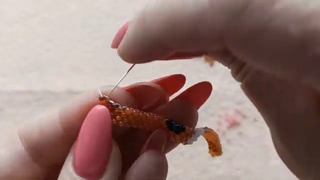 🦊 ЛИСИЧКА 🦊. Кирпичное плетение. Часть 1_5. смотреть онлайн