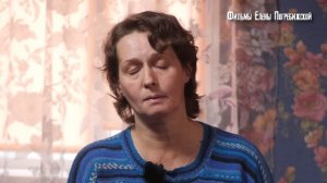 ПОДНЯЛИ КРЫШКУ ЗЕЛЕНОЙ БОЧКИ, ТАМ БЫЛИ ПАКЕТЫ, СОДА И С