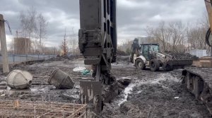 Грейферная установка для устройства стены в грунте stop