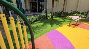 Детская площадка в вокзале на Винперл,  ожидаем оформления...