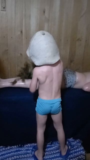 Паримся в парилке с братом. ####отдых ####баня####ве смотреть онлайн