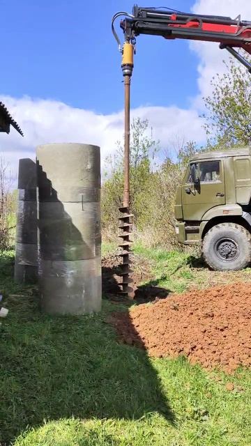 Копаем колодец в Заброшенной Деревне смотреть онлайн