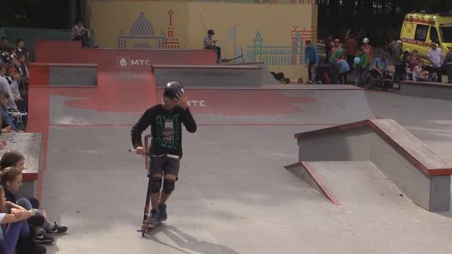 20150906 Александр Василенко, kick scooter, МТС #WOWMOSCOW контест ВДНХ смотреть онлайн