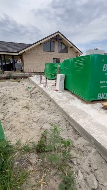 Стены первого этажа двухэтажного дома из газоблока Ст