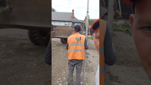 Зачем нужно сыпать подушку плиты в уровень? смотреть онлайн