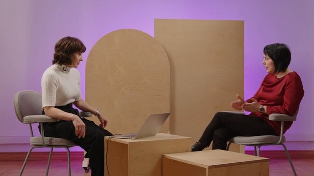 Интервью. КТК-Талантливым детям, 2024. Ася Александровна Селютина эксперт в номинации "Гитара" смотреть онлайн