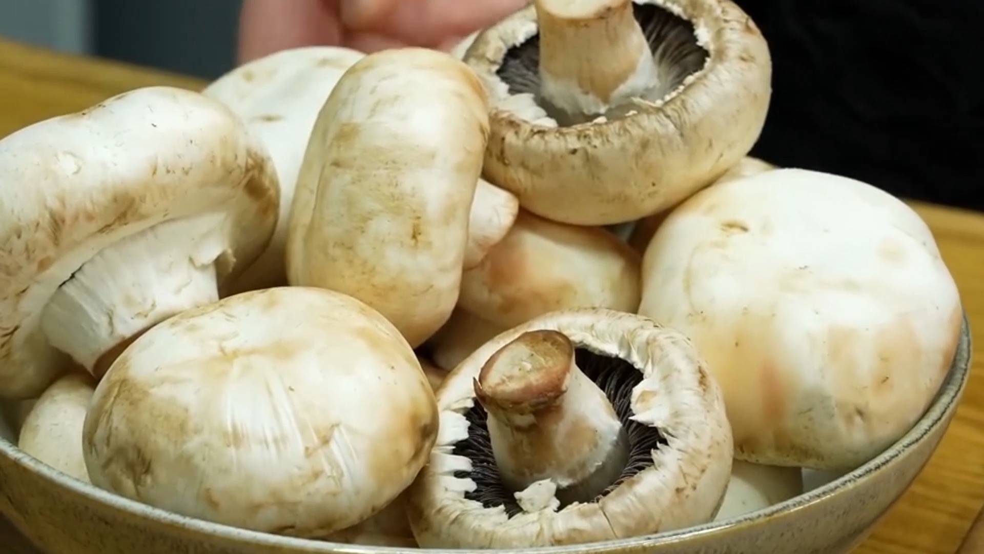 Картошка с грибами и сыром смотреть онлайн