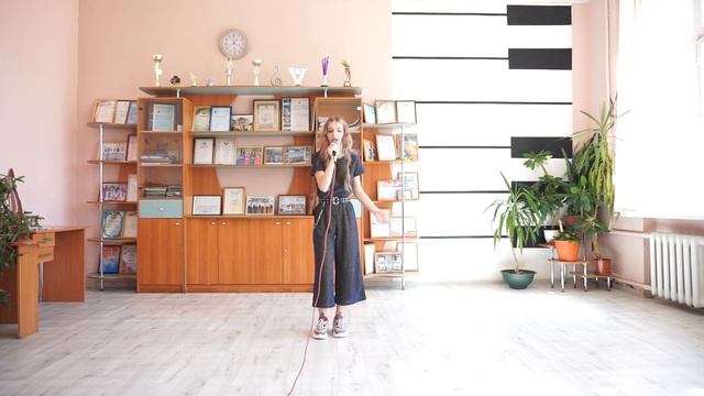 Мельничек Диана Витальевна, солистка вокального ансамбля Юность смотреть онлайн