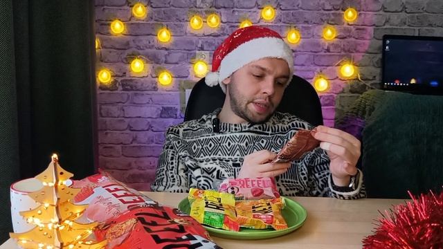 REEEL : попкорн кола, палочки шпинат, конфеты без сахара, ?