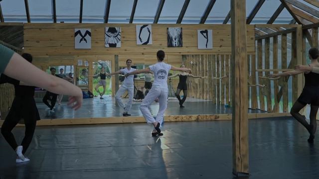 Балет в горах Elfs dance смотреть онлайн