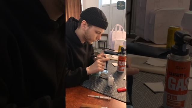 Шью кошелек из кожи своими руками. Общаемся)