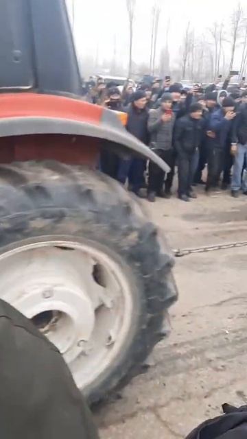 892 vs yto954 #mtz #rs #vs #yto #плуг #синитрактор #трактор #892 смотреть онлайн