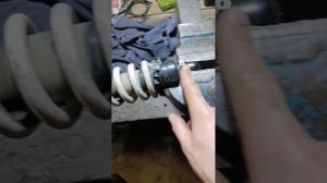 Обслуживание заднего амортизатора #ремонт #эндуро #мо?