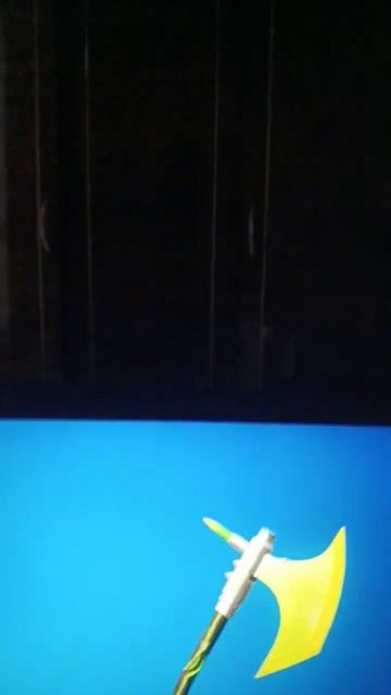 вайвай что эта за переходь🙃#рофл #мем #fortnite #топор #кир смотреть онлайн