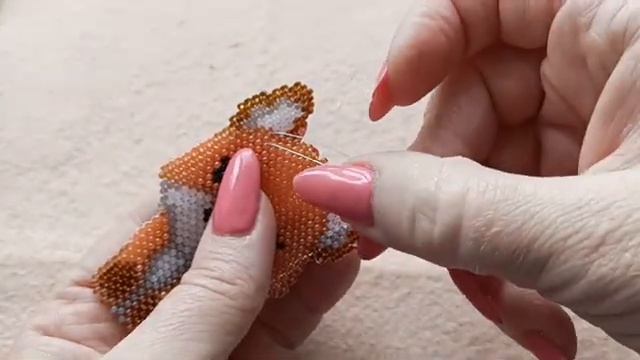 🦊 ЛИСИЧКА 🦊. Кирпичное плетение. Часть 3_5. смотреть онлайн