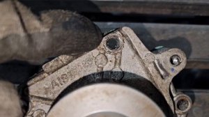 Toyota Camry SV30 3S-FE Замена ремня ГРМ и помпы.